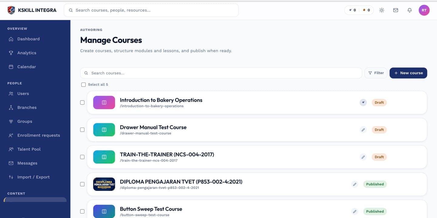 The KSKILL Integra course library with the create-course drawer open
